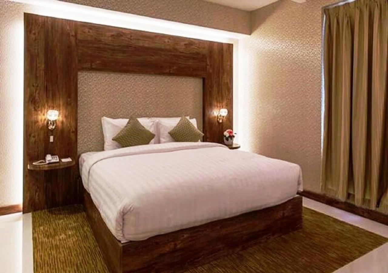 Al Faris 1 Hotel Apartments Dubai Eksteriør billede