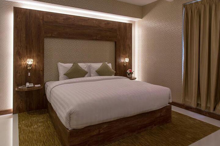 Al Faris 1 Hotel Apartments Dubai Eksteriør billede